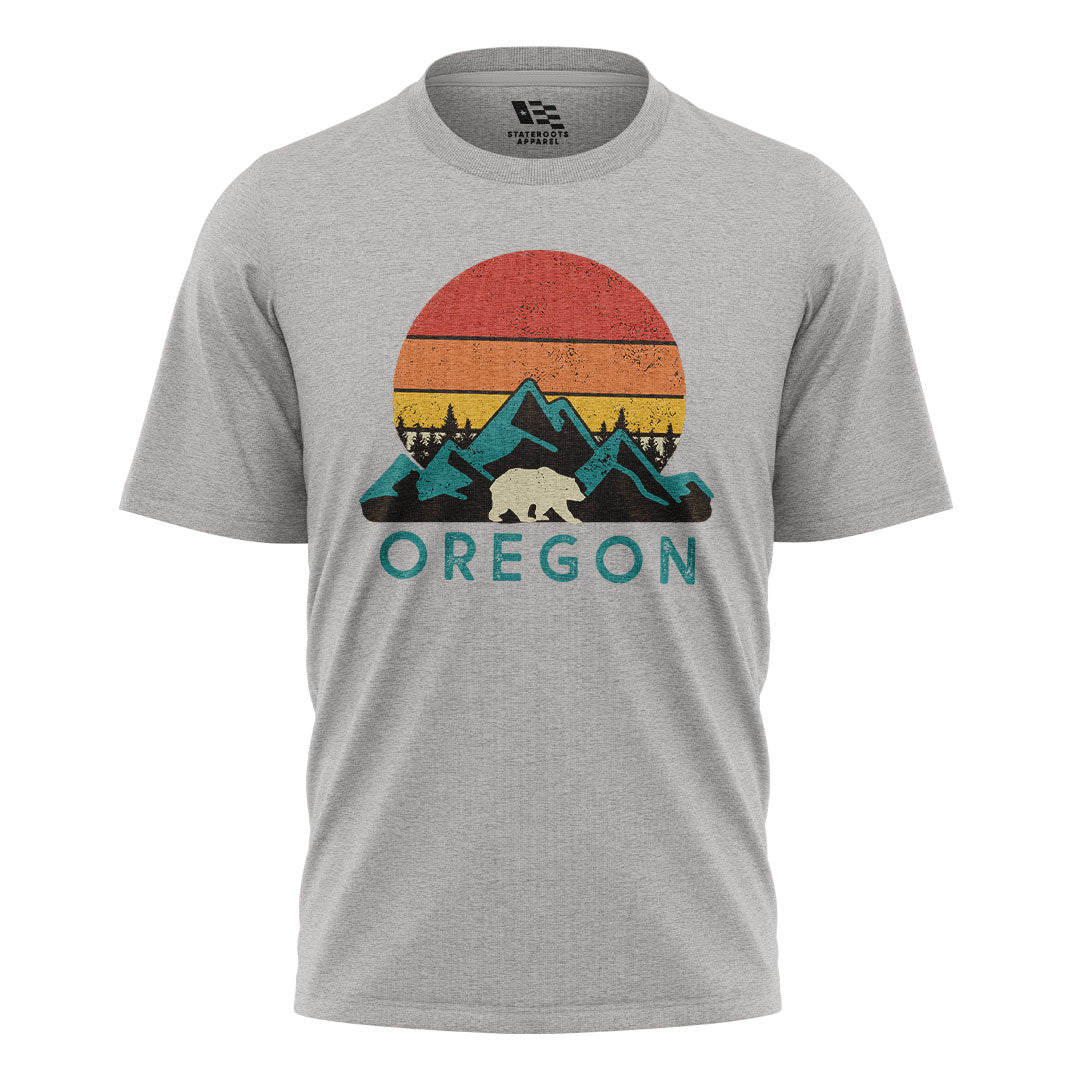 Oregon Retro Sunset Bear Mountains Sport Grey flatlay