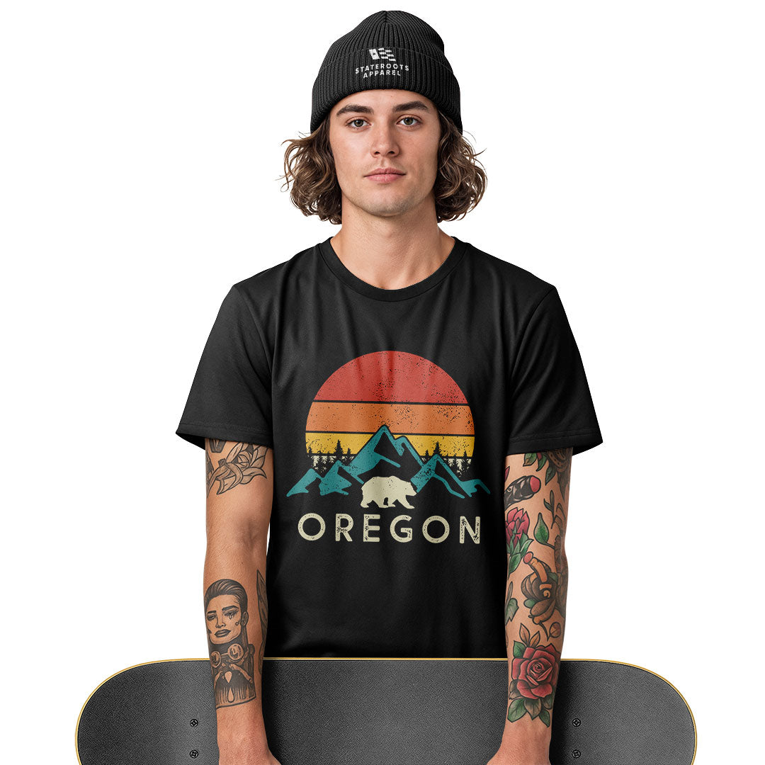 Oregon Retro Sunset Bear Mountains White lifestyle 2