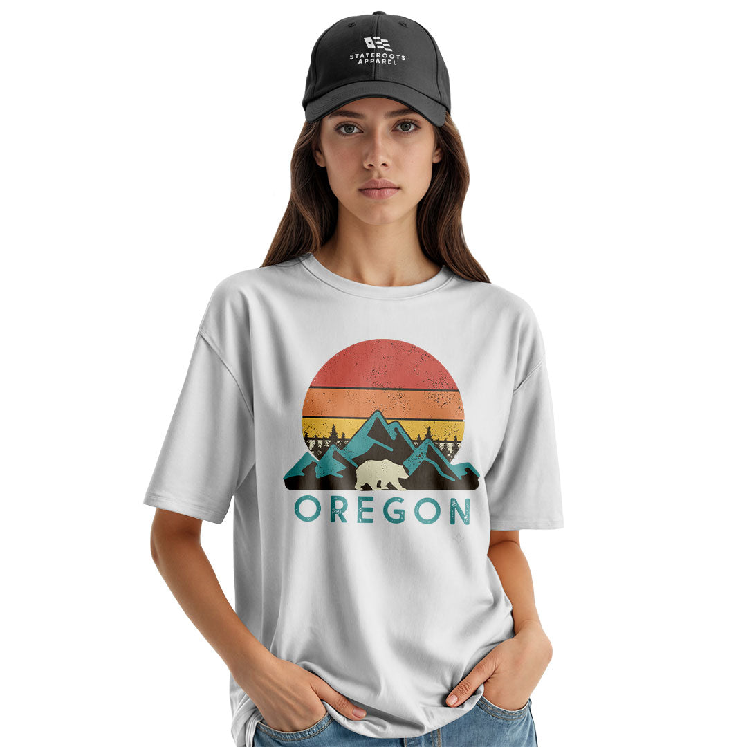Oregon Retro Sunset Bear Mountains White lifestyle 1